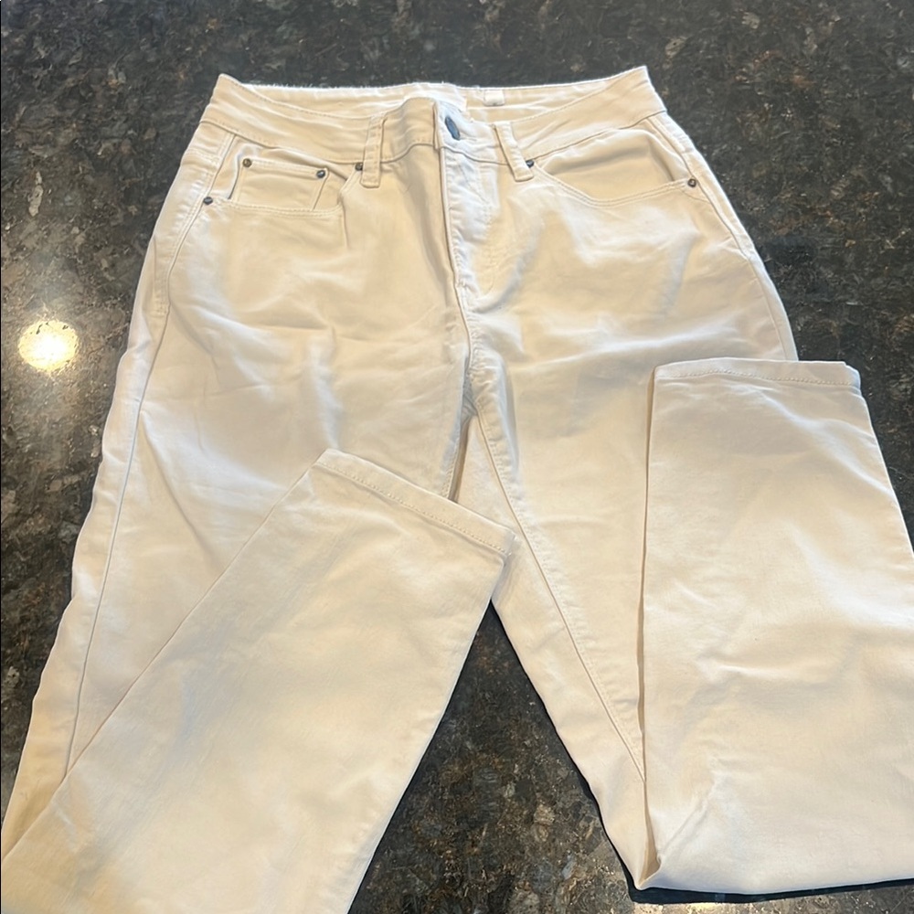 Off White High-Waisted Jeans